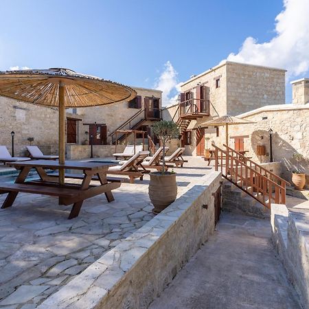 Stone Court Boutique Studios Miliou Dış mekan fotoğraf