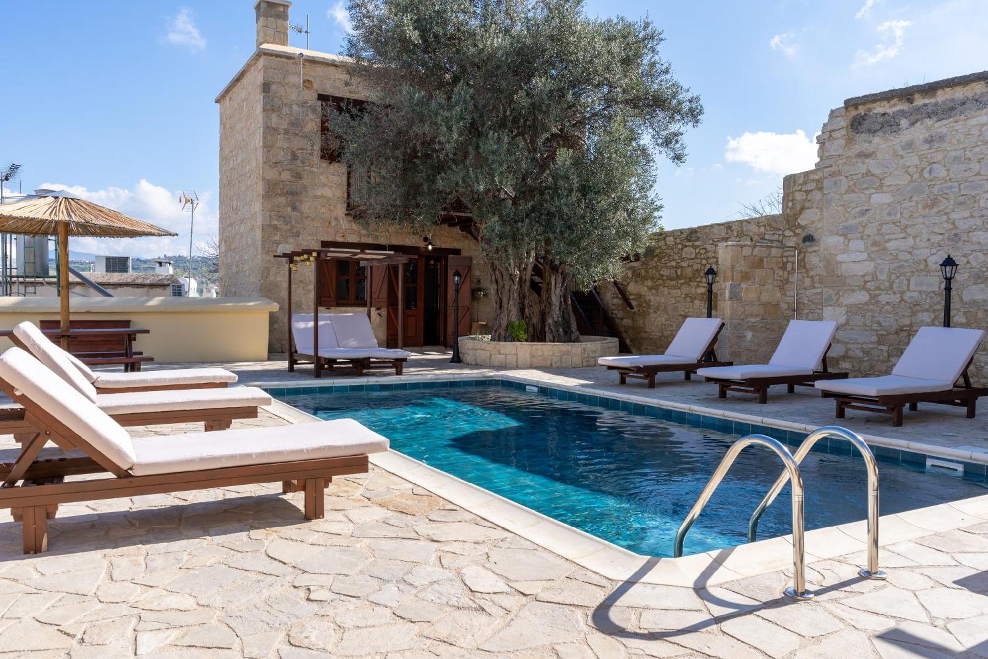 Stone Court Boutique Studios Miliou Dış mekan fotoğraf
