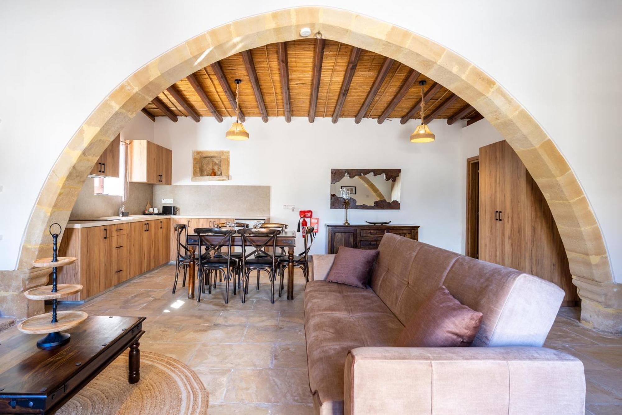 Stone Court Boutique Studios Miliou Dış mekan fotoğraf